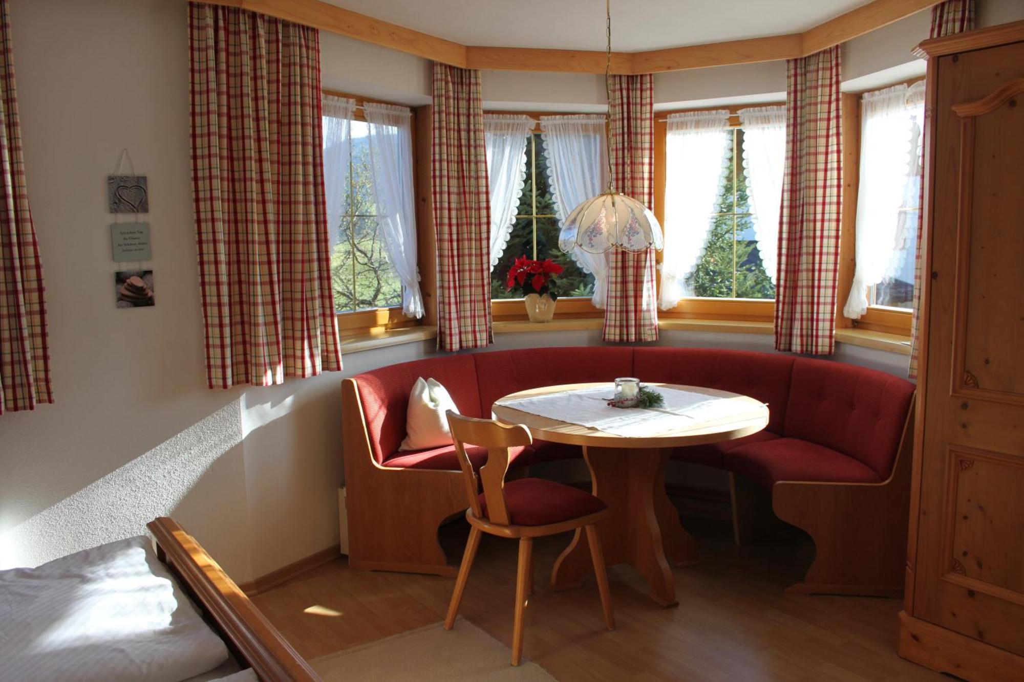 Huettschmiedhof Villa Kössen Rom bilde